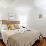 Irex Popolo Square Private Apartment